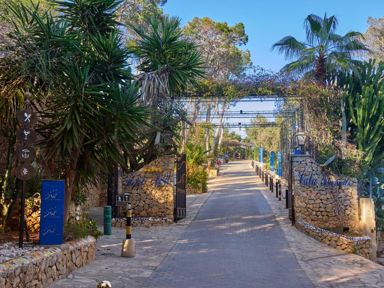 Hotel Petit Cala Fornells باغيرا المظهر الخارجي الصورة
